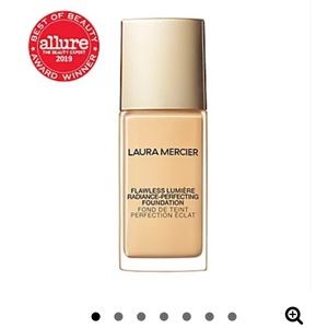 Laura Mercier Flawless Lumiere Foundation